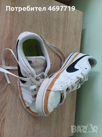 Елегантни кожени маратонки Nike, 38 номер, снимка 2 - Маратонки - 54252914