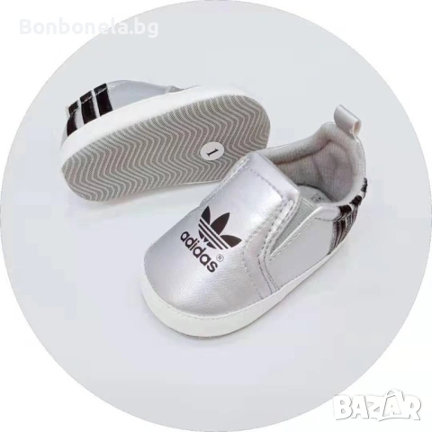 Бебешки обувки / маратонки Adidas, снимка 4 - Бебешки обувки - 53035115