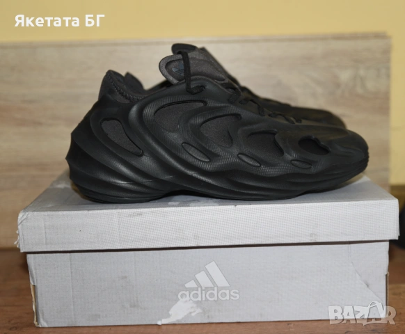 НОВИ Adidas размер 42, снимка 9 - Маратонки - 54342984