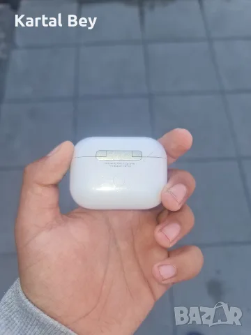 Продавам airpods от най-новите , снимка 4 - Bluetooth слушалки - 56417492