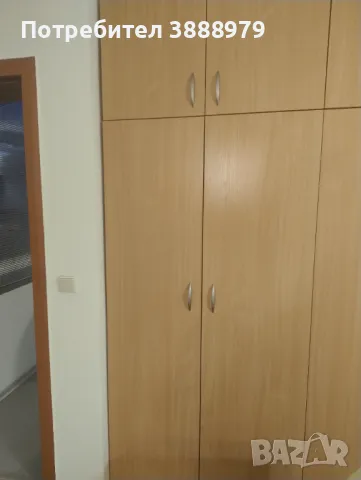 Продавам двукрилен гардероб с надстройка , снимка 1