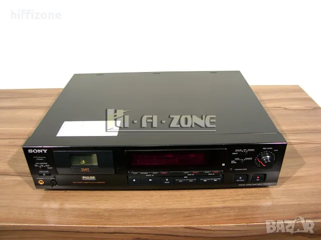 Dat  Sony dtc-690 /2 , снимка 2 - Декове - 49820475