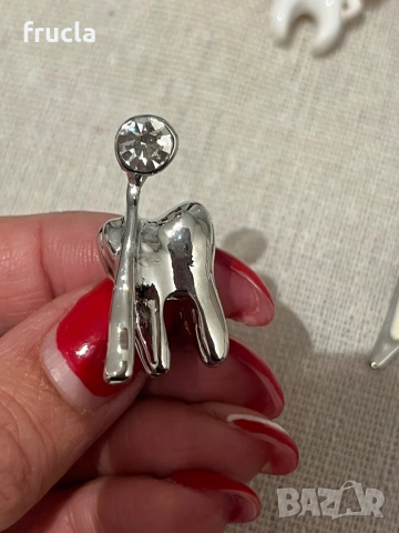 Брошки за Зъболекар, снимка 6 - Други - 53129028