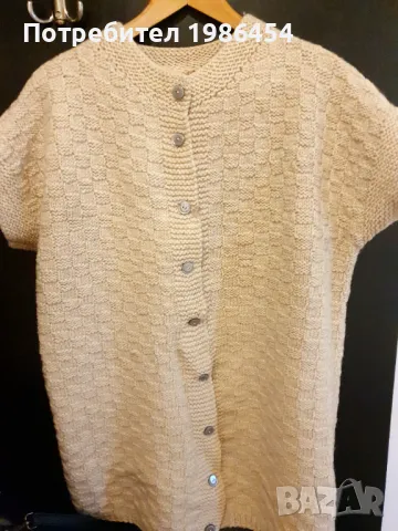 Вълнен елек , снимка 2 - Елеци - 50298764