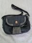 Дамска чанта с дълга дръжка, снимка 1 - Чанти - 38370513