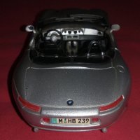 Метална количка BMW Z8 Maisto - Мащаб 1:24, снимка 4 - Колекции - 38293914