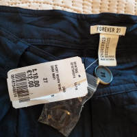 Къси панталони Forever 21 S / M, снимка 2 - Къси панталони и бермуди - 36406413