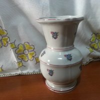 Стар български порцелан ваза , снимка 1 - Антикварни и старинни предмети - 42867915