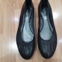 Обувки на TEXTO  нови естествена кожа , снимка 1 - Дамски ежедневни обувки - 44304474
