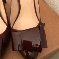 Обувки Армани бордо, снимка 2 - Дамски обувки на ток - 36557085