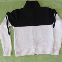 Машинно плетена жилеткав черно и бяло с цип, размер М, снимка 5 - Жилетки - 36662084