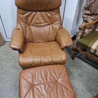 фотьойл, кресло от естествена кожа със зони за релакс и отоманка , снимка 1 - Дивани и мека мебел - 44476031