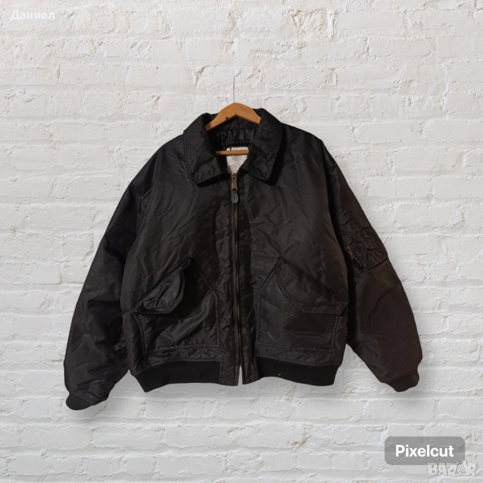 Авиаторски бомбер, снимка 1