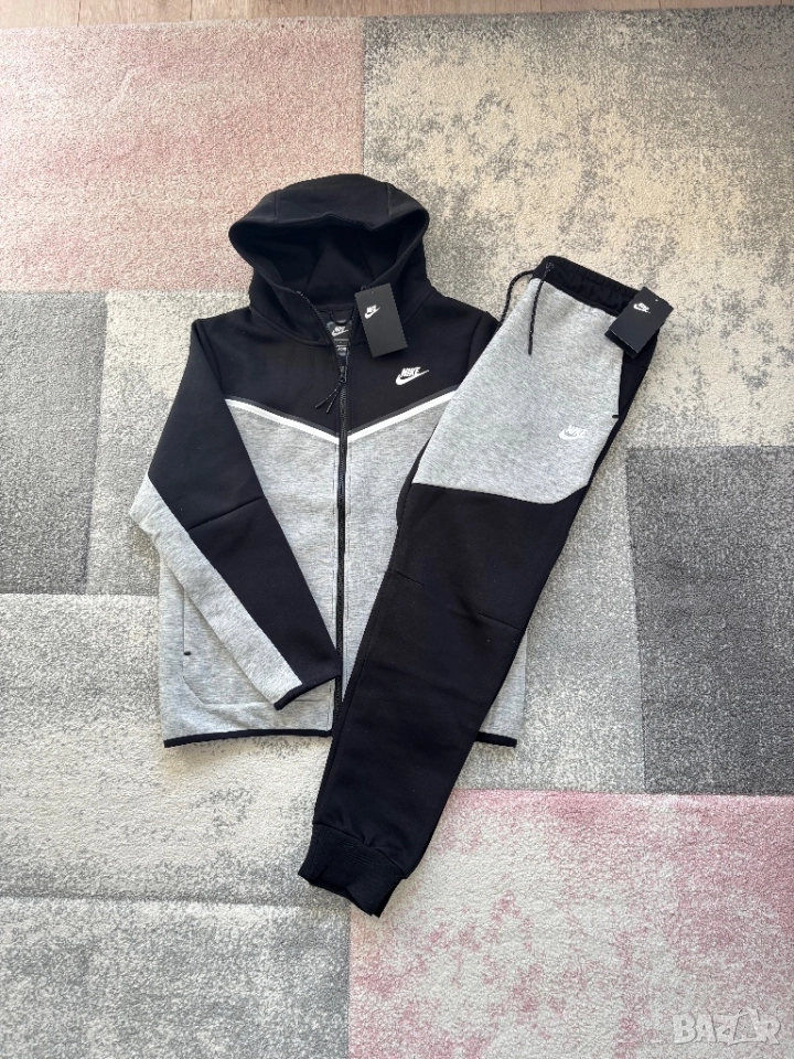 Nike Tech Fleece екип, снимка 1