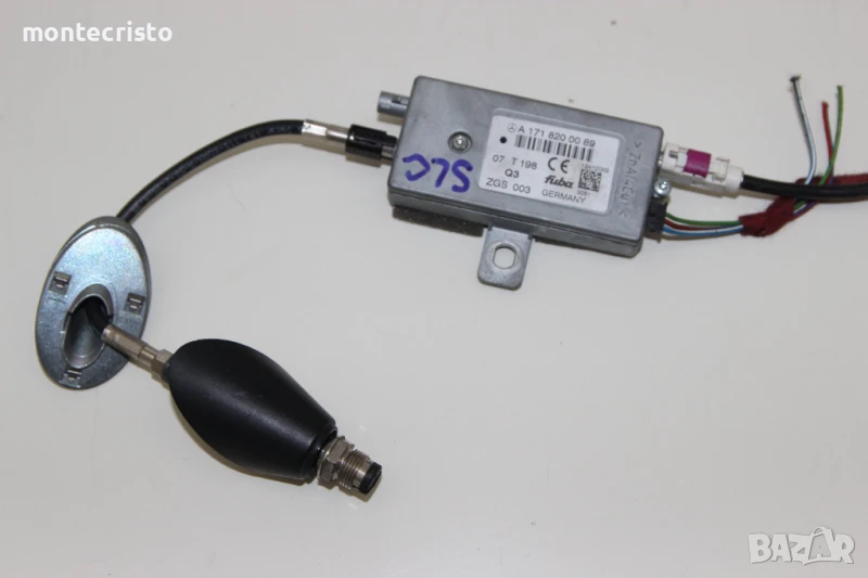 Усилвател антена Mercedes SLK R171 cabrio (2004-2011г.) A1718200089 / A 171 820 00 89, снимка 1