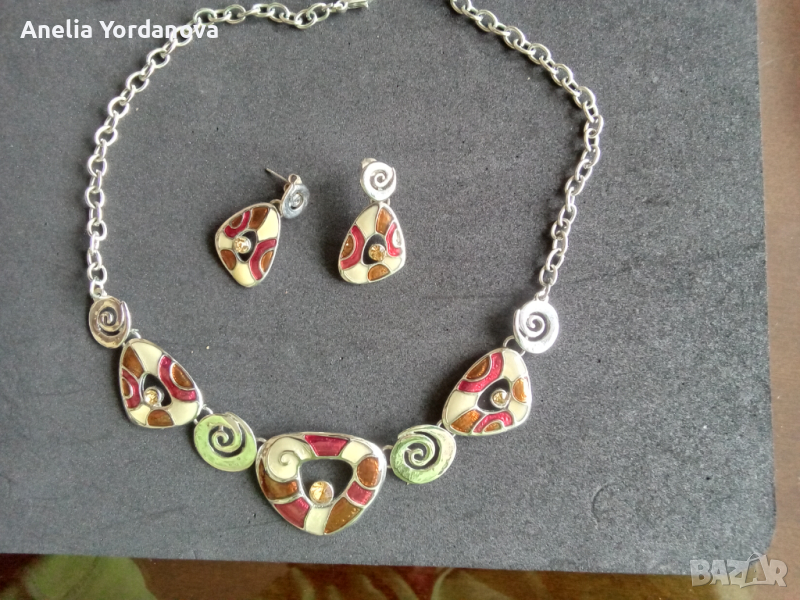 Комплекти колие и обеци намалявам, снимка 1