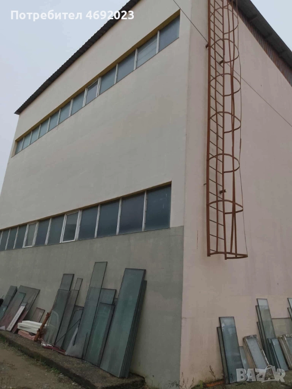 Производствен цех за ал. и PVC дограма в Търговище, снимка 1