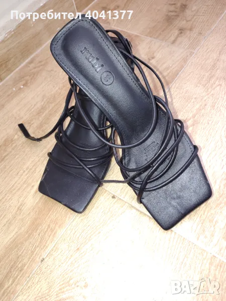 Сандали на висок ток, нови, снимка 1
