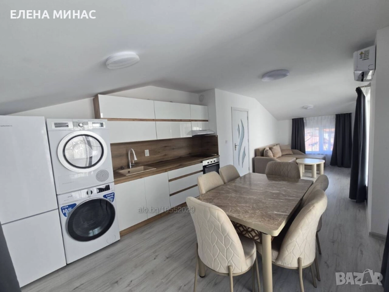 Под НаемТрети Етаж от Триетажна Къща - Куршун Чешма, снимка 1