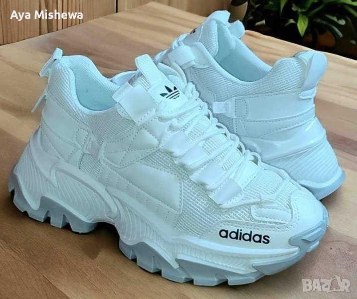 Дамски маратонки Adidas , снимка 1