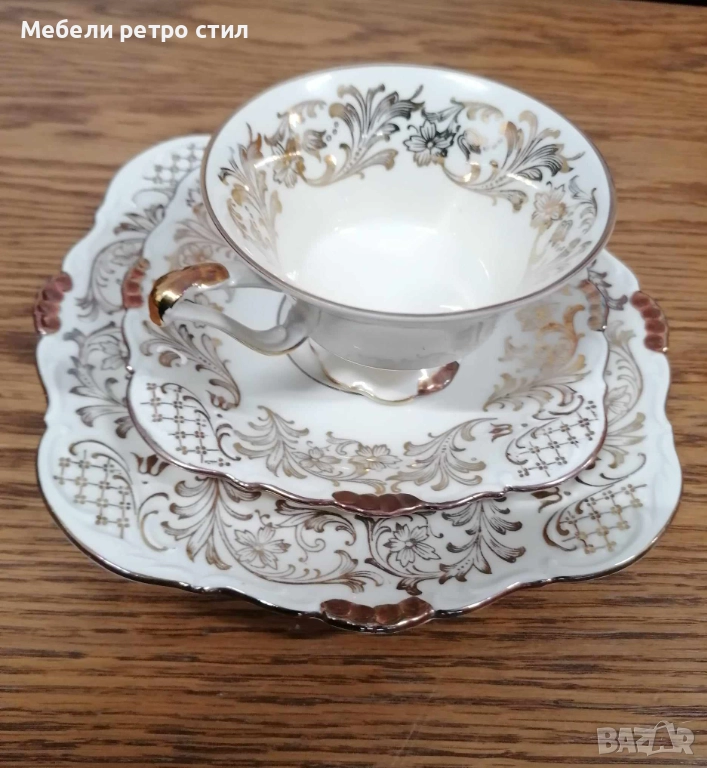 Луксозен винтидж порцеланов комплект с фина златна орнаментика и красиви флорални детайли. , снимка 1