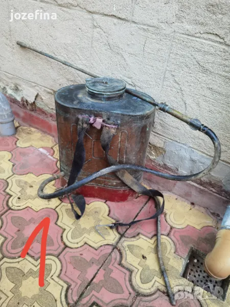 Продавам Антикварна Медна Пръскачка 10 л – 8 кг, 2 бр. на Разположение, снимка 1