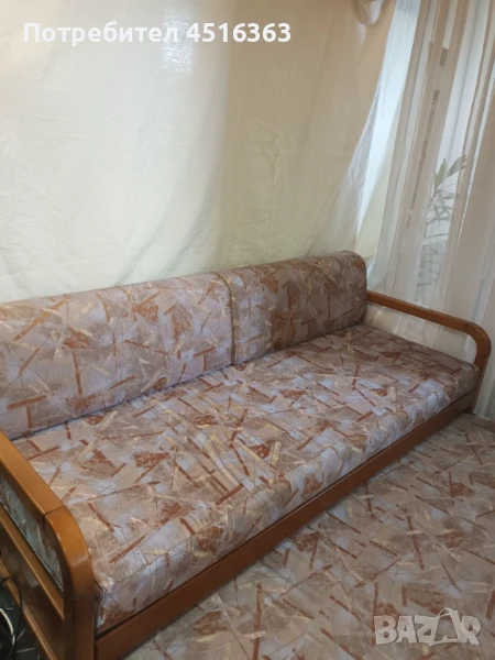 Диван - спалня (масивно дърво), снимка 1