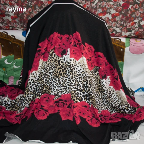 Плат Италианско памучно трико леопард и рози принт, снимка 2 - Тениски - 50536071