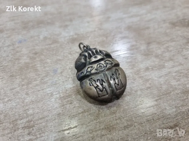 Сребърен медальон египетски скарабей, снимка 2 - Колиета, медальони, синджири - 55836194