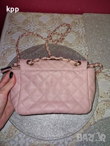 Мини чанта, снимка 2 - Чанти - 38650111