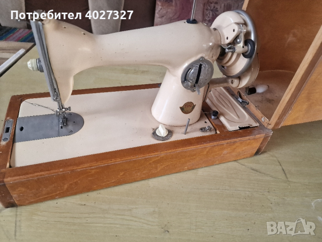 стара шевна машина Калинина- руска, снимка 8 - Антикварни и старинни предмети - 44728726