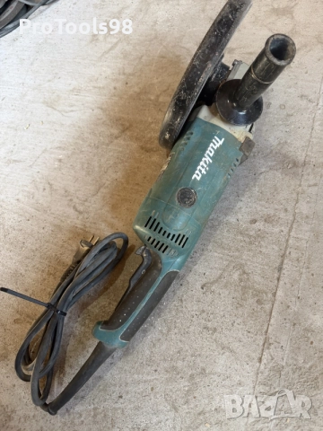 Makita GA9020R 230mm, снимка 2 - Ъглошлайфи - 56167648
