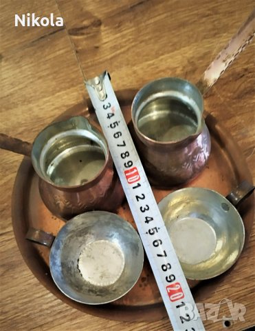 Меден сервиз за турско кафе 2 джезвета и 2 чаши с поднос, снимка 2 - Антикварни и старинни предмети - 42158913