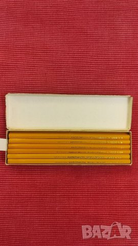 Кутия моливи Koh i Noor 12 броя. , снимка 2 - Ученически пособия, канцеларски материали - 40721771