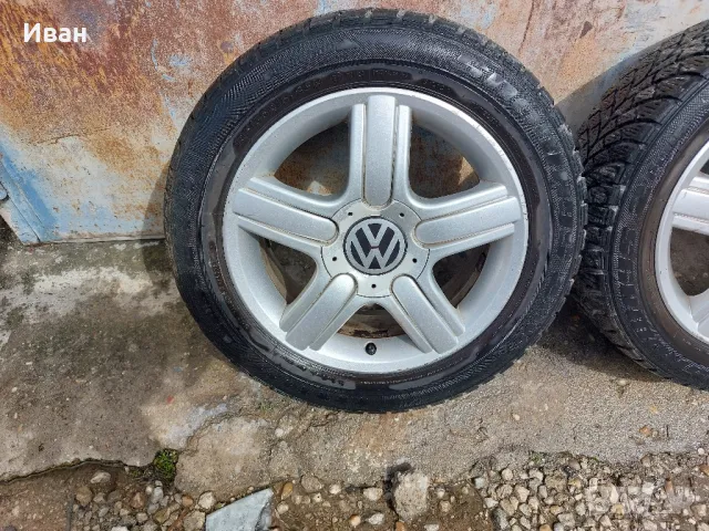 Оригинални Алуминиеви джанти 15 VW Fox Polo с 5 болта зимни гуми , снимка 2 - Гуми и джанти - 49868258