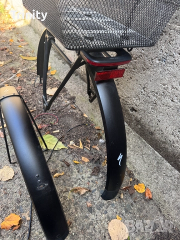 Specialized калници и кошници + Led светлини, снимка 5 - Части за велосипеди - 52064757