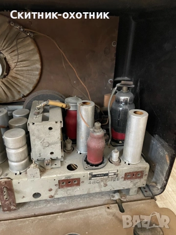 Старо радио Philips, снимка 9 - Антикварни и старинни предмети - 53285063