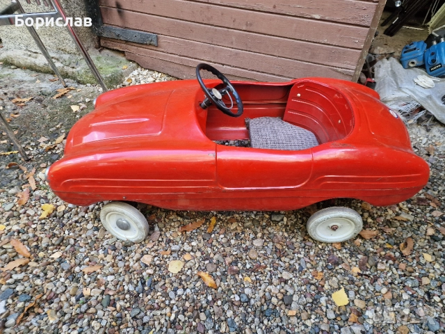 Ретро метална количка с педали от соца