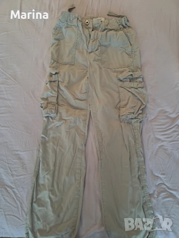 Карго панталони Bershka 