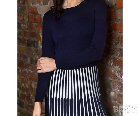 Рокля в тъмносиньо и цвят крем Fever London - L