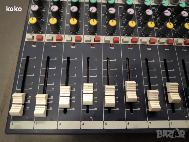 Soundcraft професионален миксер пулт , снимка 2 - Ресийвъри, усилватели, смесителни пултове - 55972622