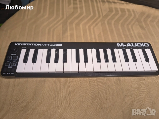 Компактен MIDI контролер M-Audio Keystation Mini 32, снимка 3 - Пиана - 52335484