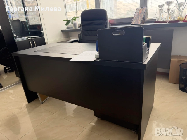 Офис мебели/ бюра/ маси/ столове/ секции, снимка 2 - Столове - 53258424