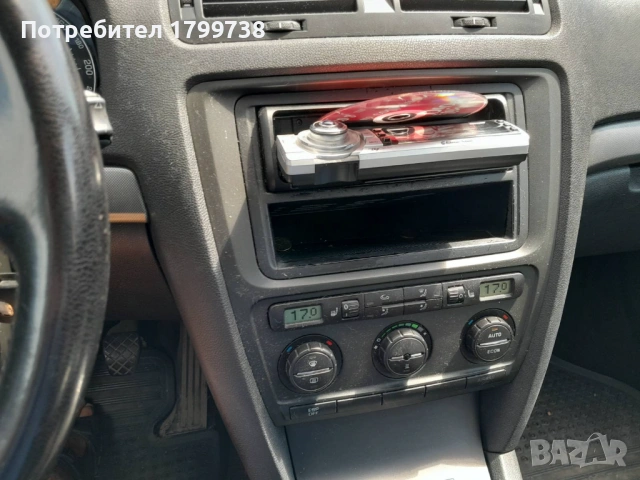 Шкода Октавия 2.0 tdi, снимка 12 - Автомобили и джипове - 54214912