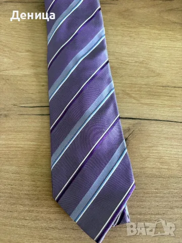 Hugo Boss 100% копринена вратовръзка в лилави нюанси , снимка 3 - Други - 56002660