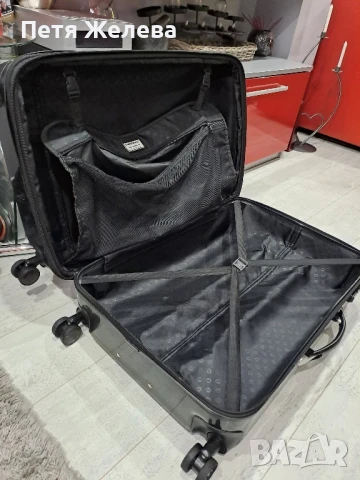 Куфар HAUPTSTADTKOFFER ( с телескопична дръжка, колела, шифър,уширител), снимка 9 - Куфари - 51039381