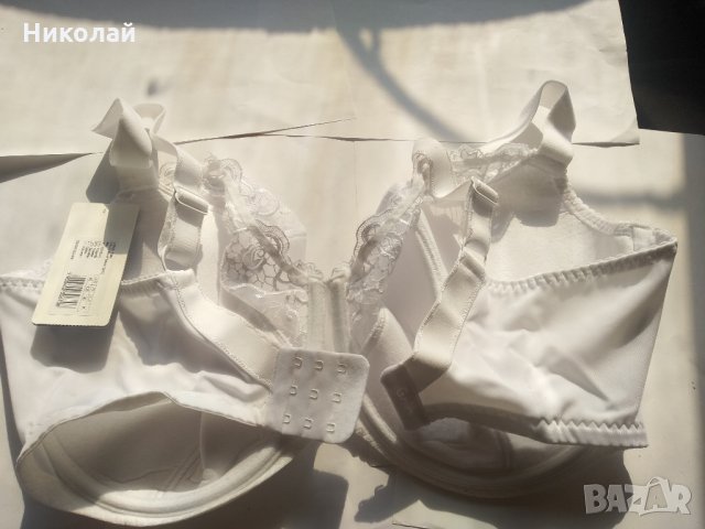 Огромен сутиен размер 90К, снимка 2 - Бельо - 29838980