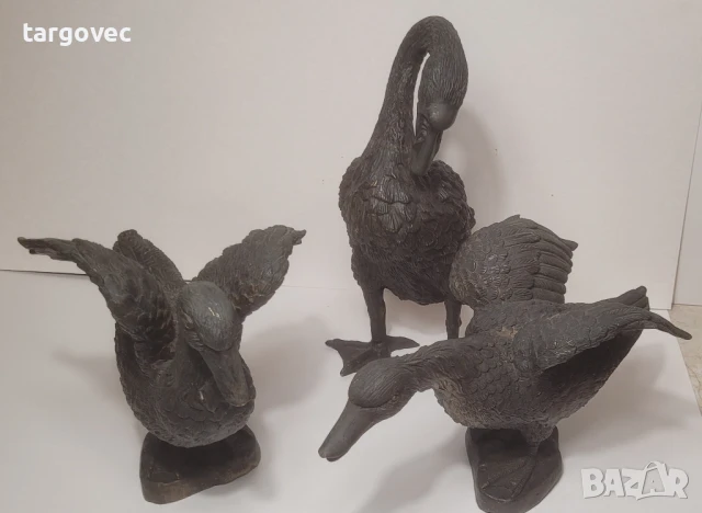 уникално красиви три броя бронзови фигури статуетки пластики патета