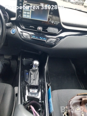 Toyota C-HR, снимка 16 - Автомобили и джипове - 54061225