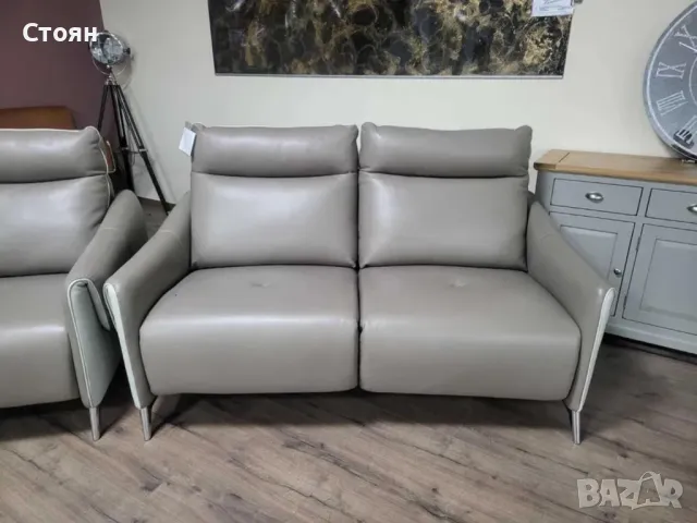 Бежов комплект кожени дивани с фотьойл с ел релакс механизъм, снимка 4 - Дивани и мека мебел - 40628344